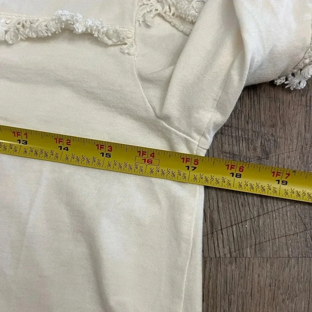 Banana Republic • Lace Accent Long Sleeve Blouse